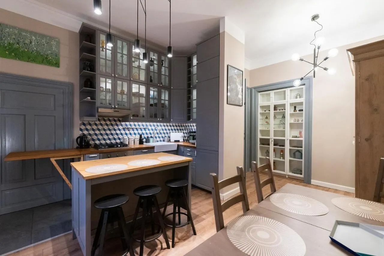 Opera Apartments Cracovia 0*,